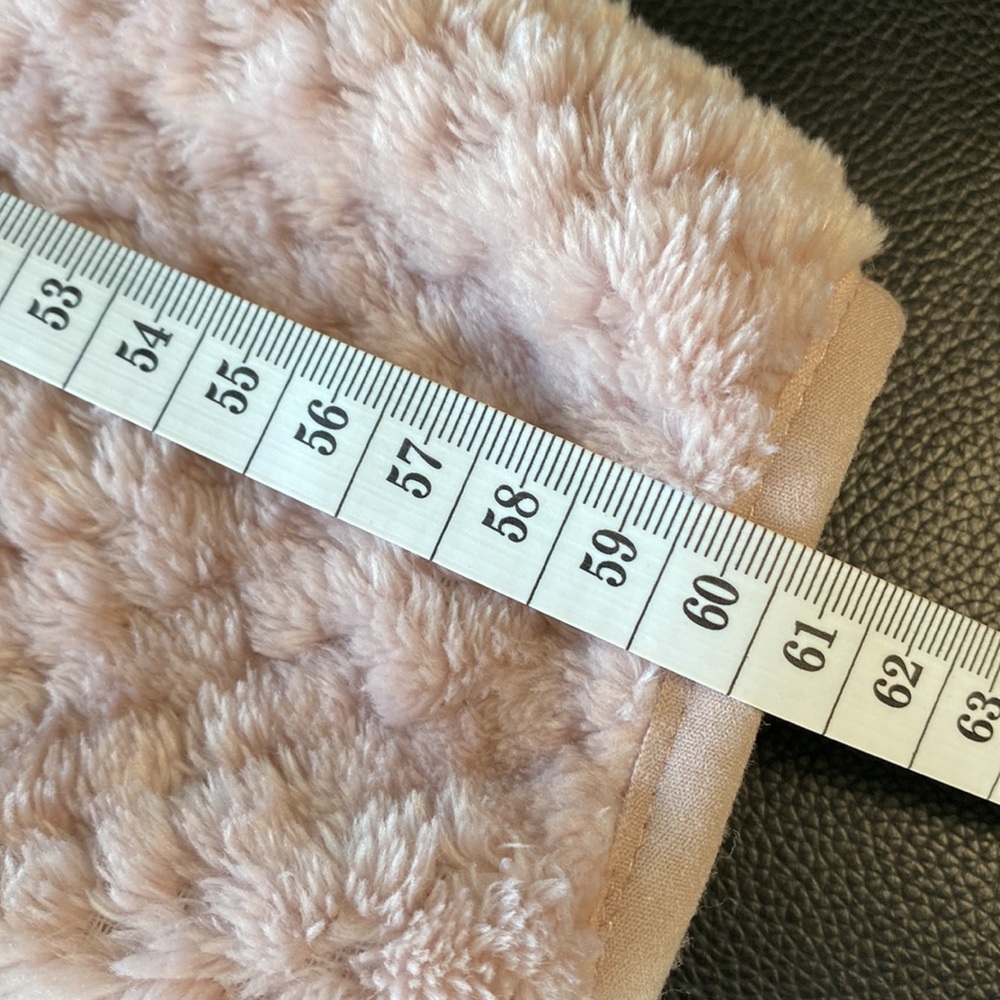 NEW BALANCE blush pink faux fur-look hoodie SIZE M never worn - Picture 9 of 13